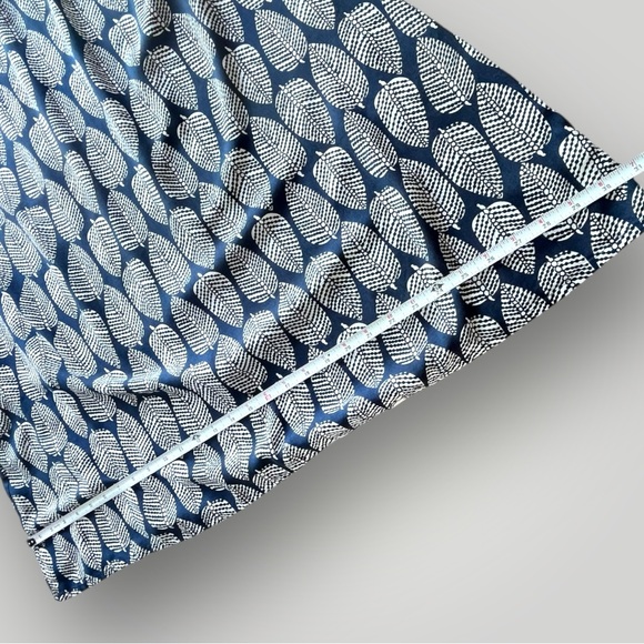 Toko Maxi Dress with Leaf Pattern Blue/White - Picture 8 of 16